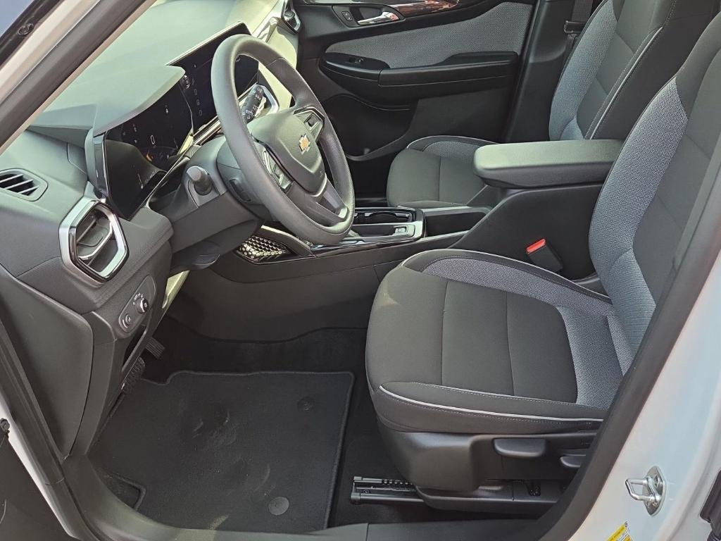 used 2025 Chevrolet TrailBlazer car, priced at $23,495