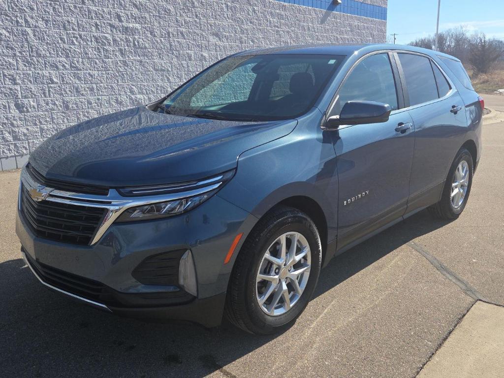 used 2024 Chevrolet Equinox car, priced at $21,487