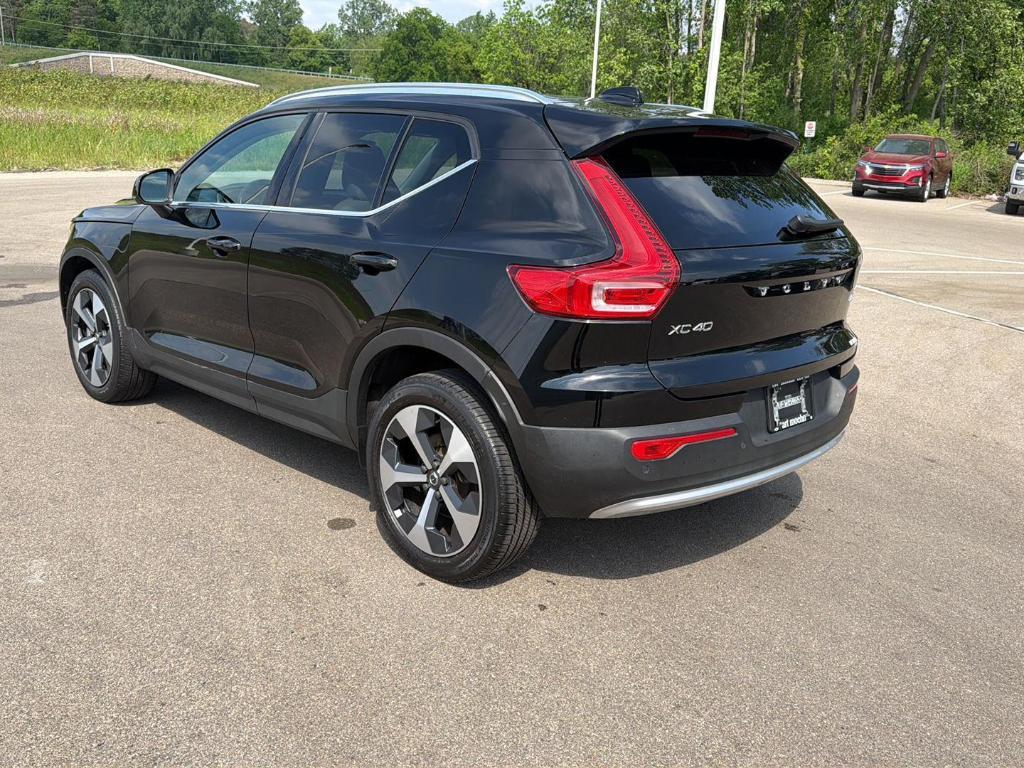 used 2023 Volvo XC40 car, priced at $27,849