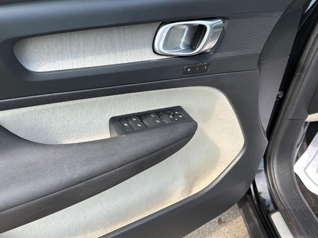 used 2023 Volvo XC40 car, priced at $27,849