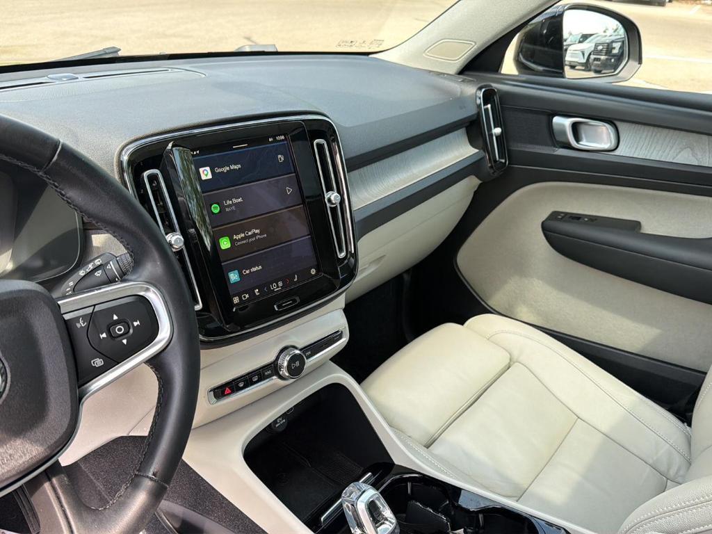 used 2023 Volvo XC40 car, priced at $27,849