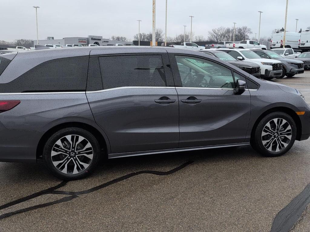new 2026 Honda Odyssey car, priced at $52,616