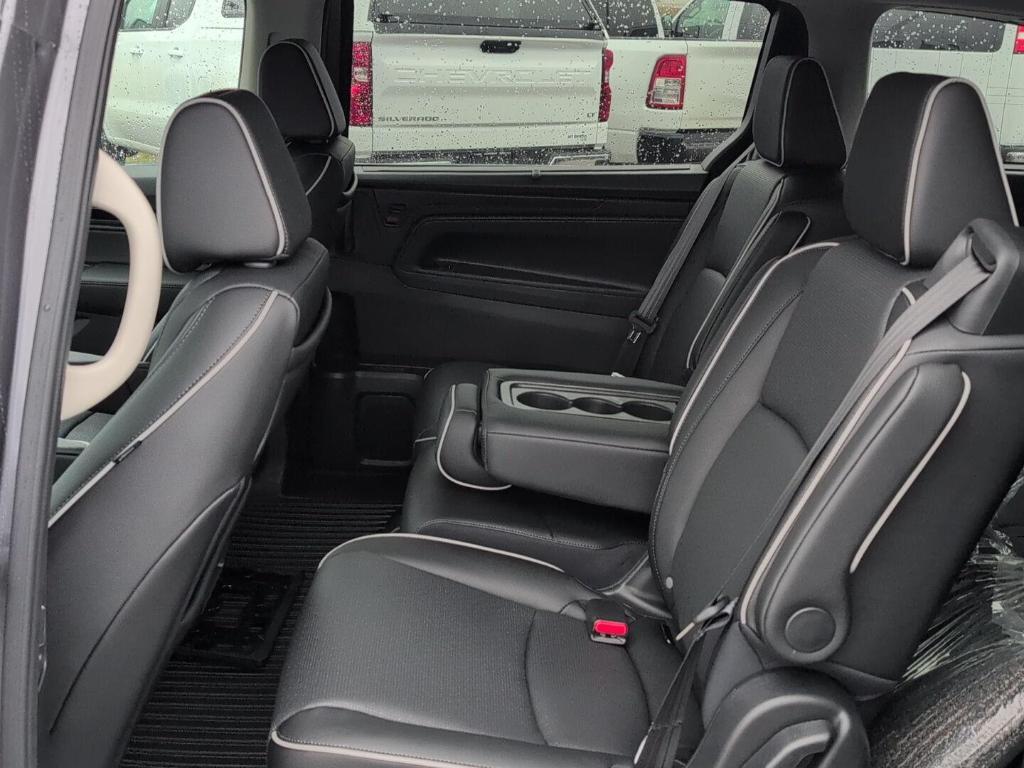 new 2026 Honda Odyssey car, priced at $52,616