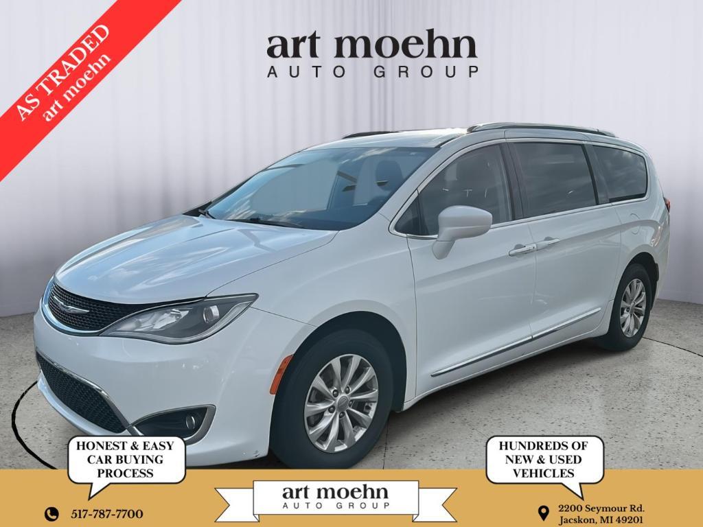 used 2018 Chrysler Pacifica car, priced at $11,489