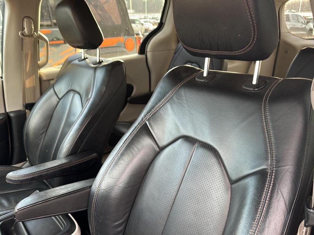 used 2018 Chrysler Pacifica car, priced at $11,489