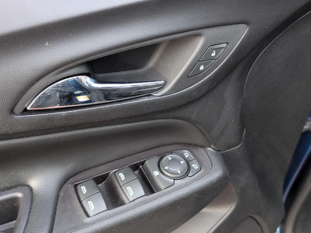 used 2020 Chevrolet Equinox car, priced at $14,929