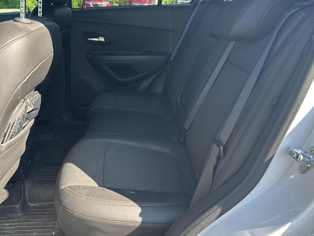 2020 Summit White Chevrolet Trax