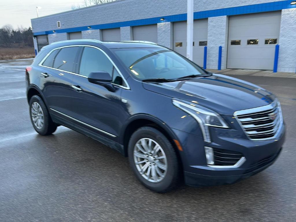 used 2019 Cadillac XT5 car, priced at $19,287