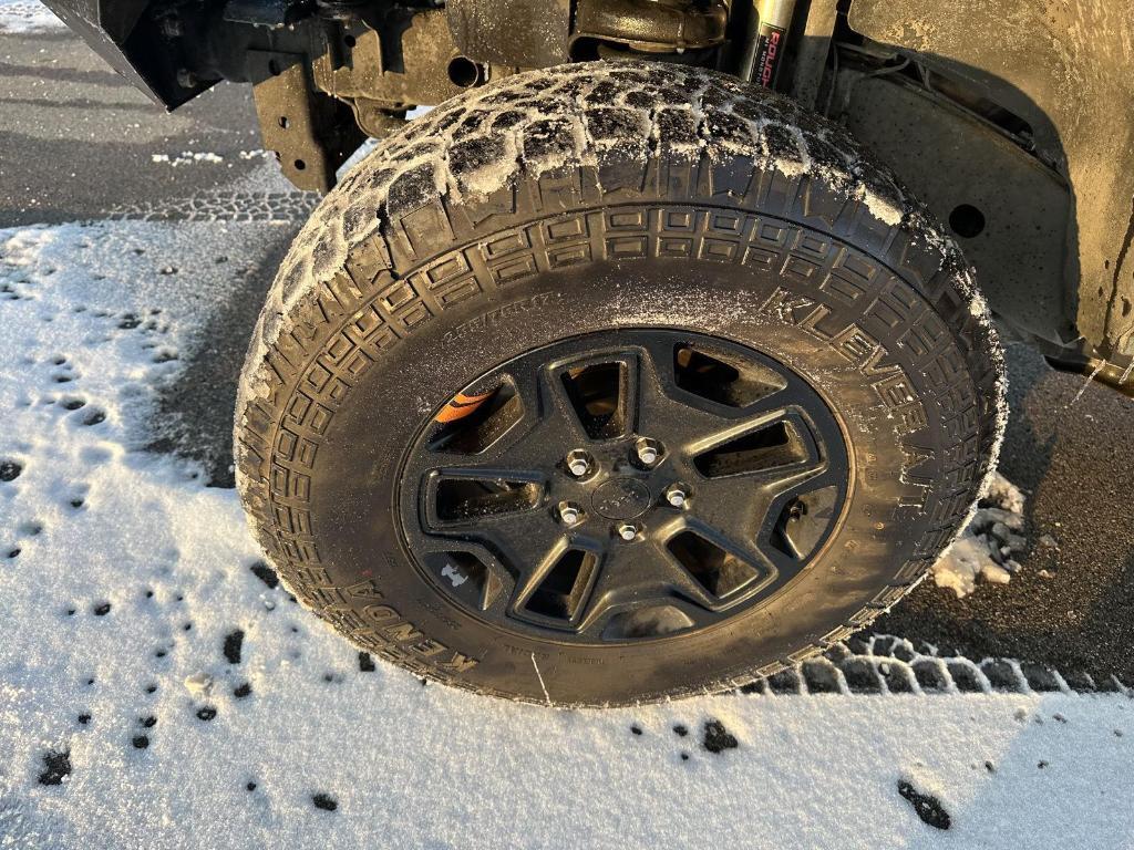 used 2015 Jeep Wrangler Unlimited car, priced at $12,989