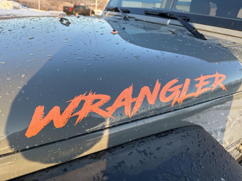 used 2015 Jeep Wrangler Unlimited car, priced at $12,989