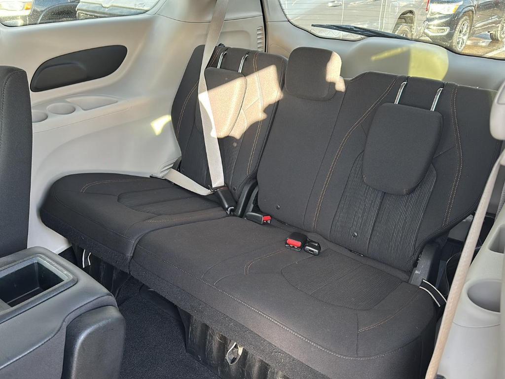 used 2018 Chrysler Pacifica car, priced at $11,989