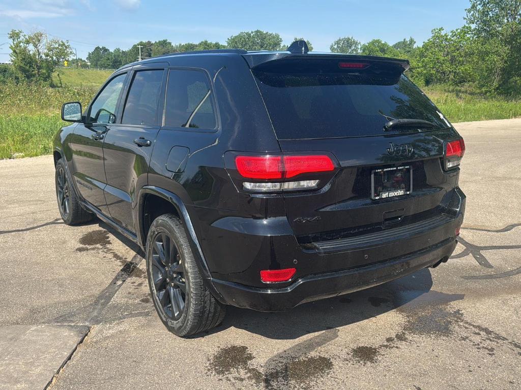 used 2017 Jeep Grand Cherokee car, priced at $15,769