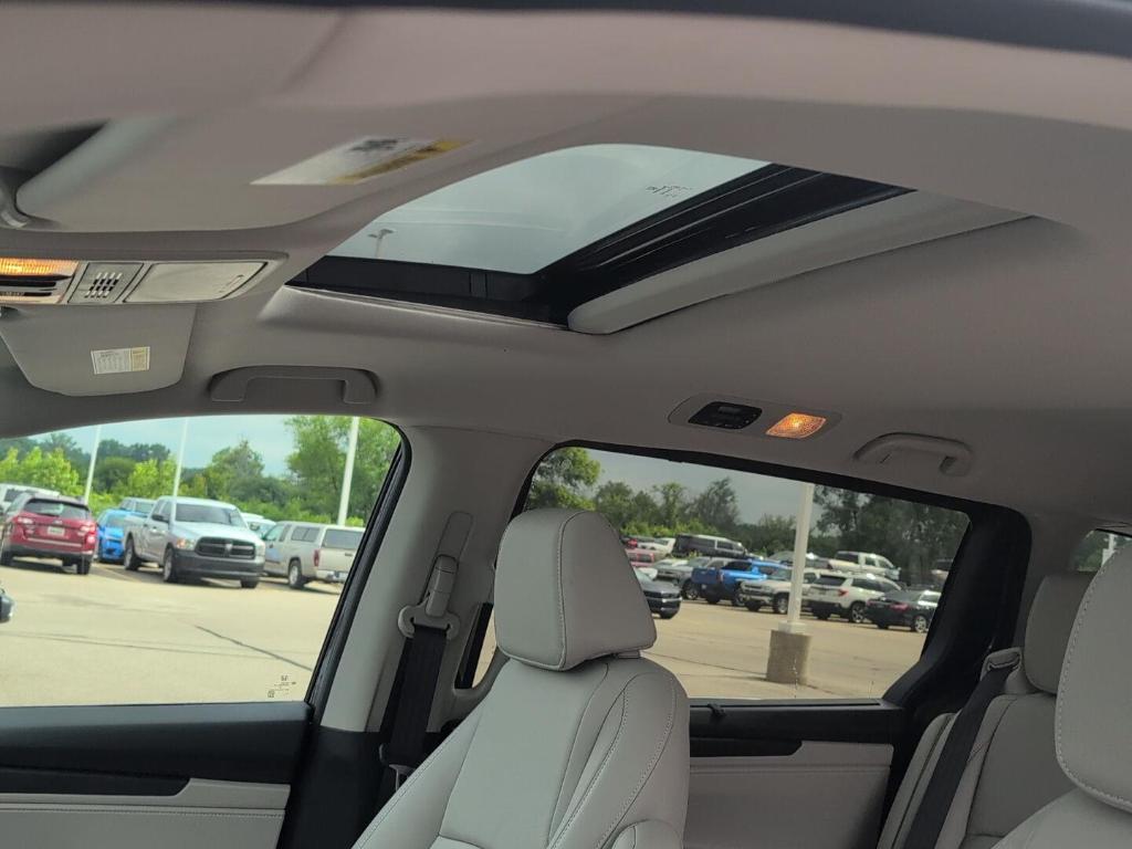 new 2026 Honda Odyssey car, priced at $44,594