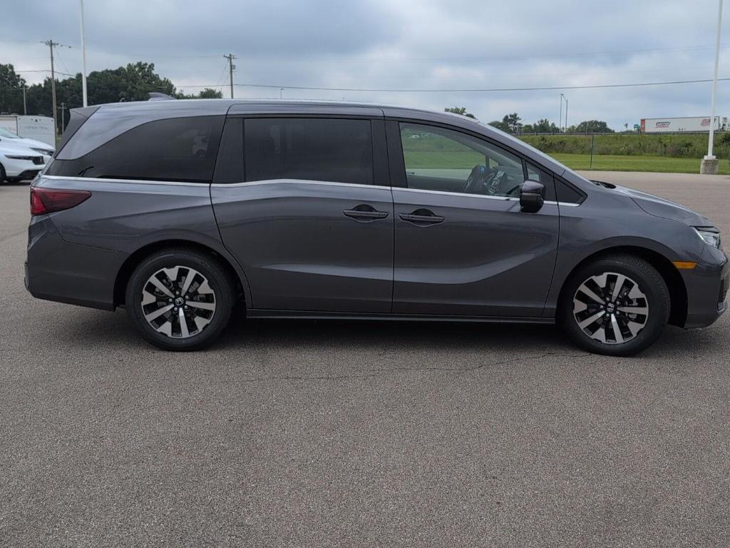 new 2026 Honda Odyssey car, priced at $44,594