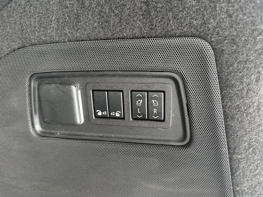 used 2023 Cadillac Escalade car, priced at $75,957