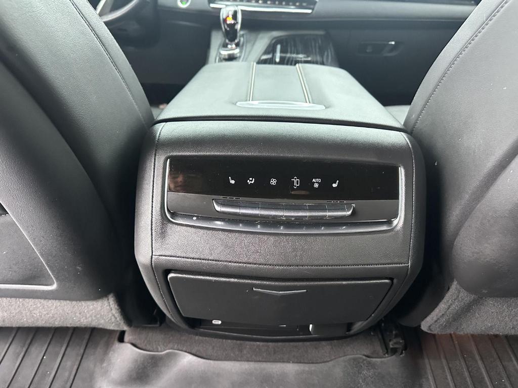 used 2023 Cadillac Escalade car, priced at $75,957