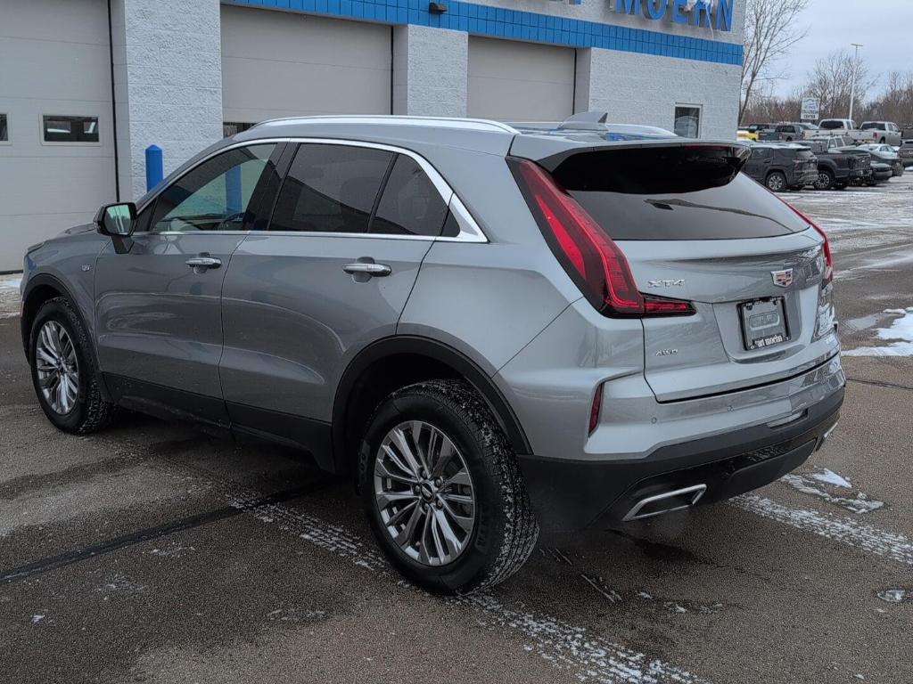 used 2024 Cadillac XT4 car, priced at $26,945
