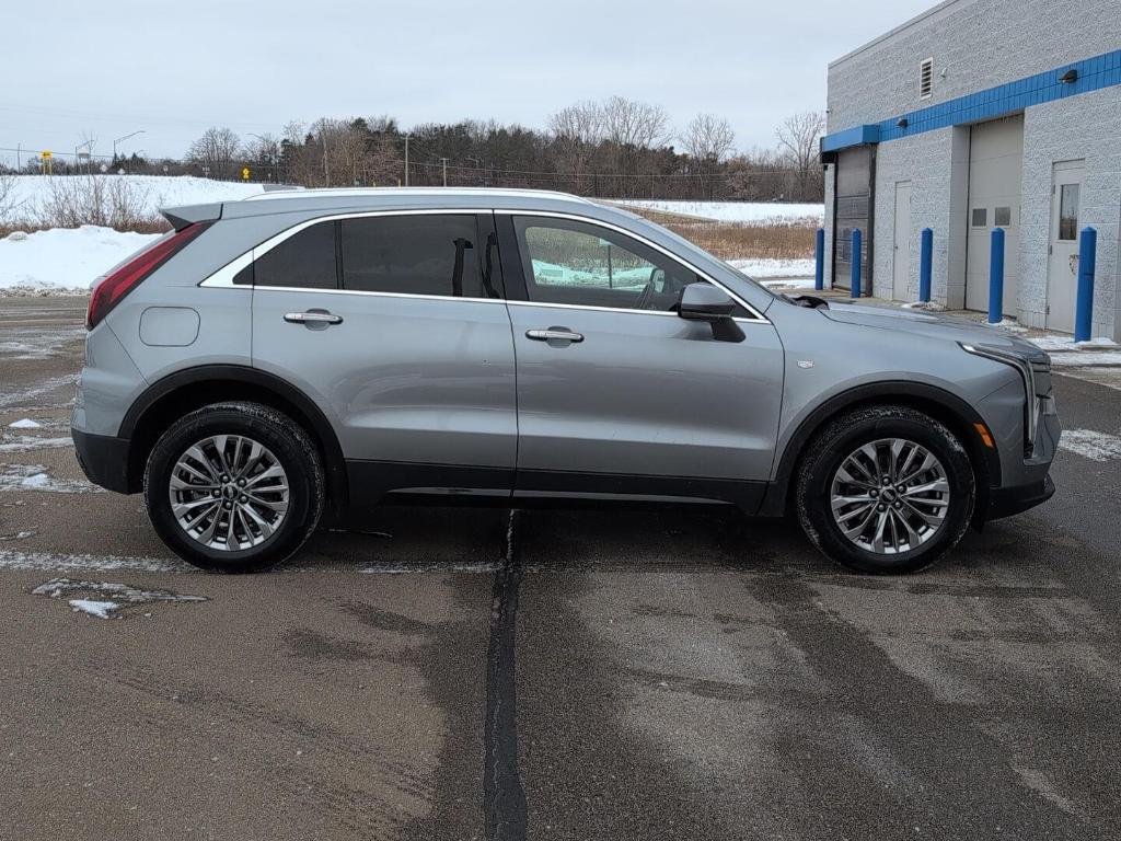 used 2024 Cadillac XT4 car, priced at $26,945