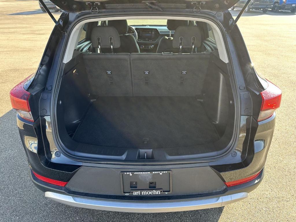 used 2025 Chevrolet TrailBlazer car, priced at $23,475