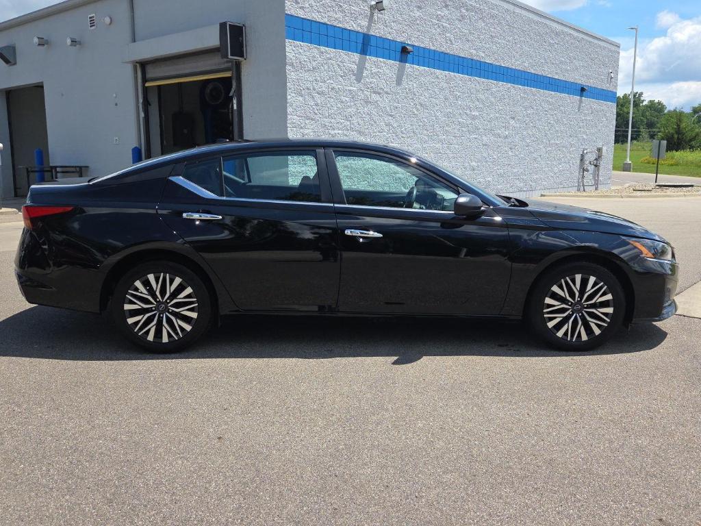 used 2025 Nissan Altima car, priced at $20,917