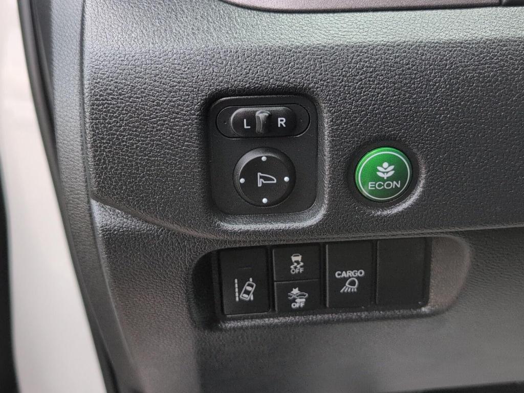 used 2025 Honda Ridgeline car, priced at $38,989