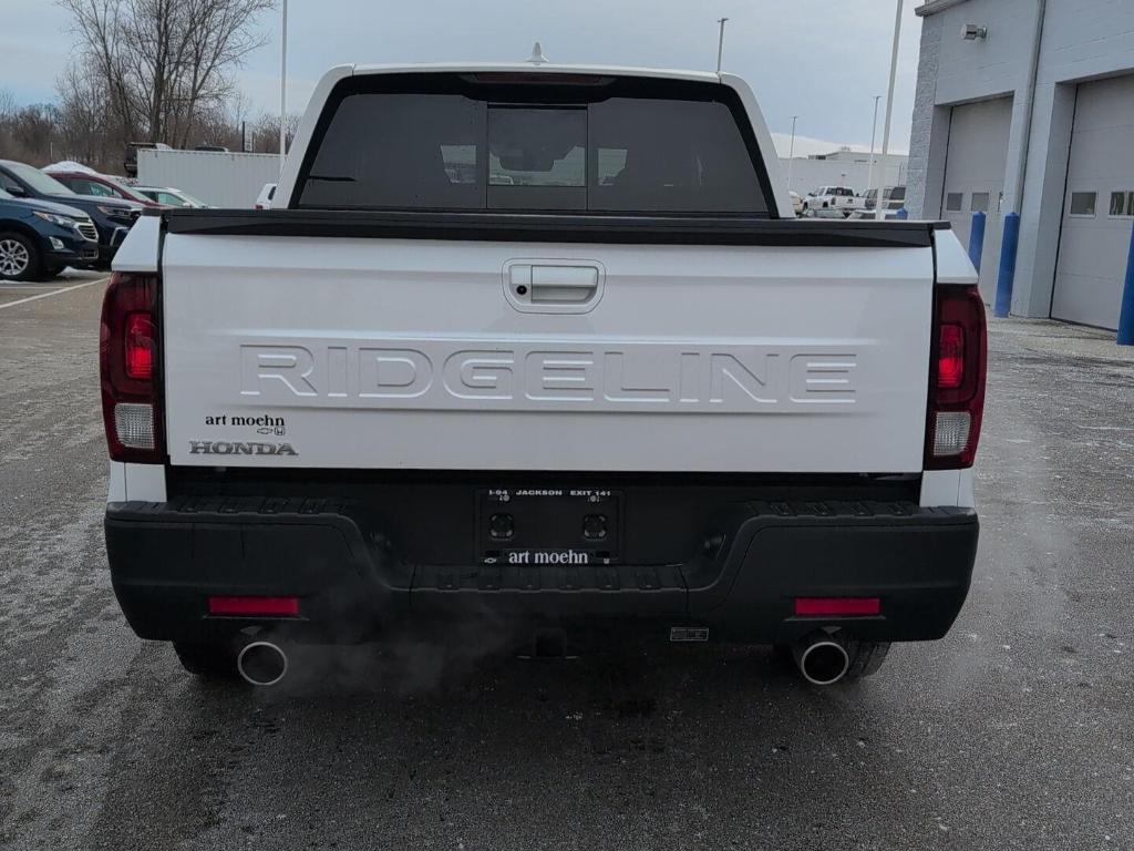 used 2025 Honda Ridgeline car, priced at $38,989