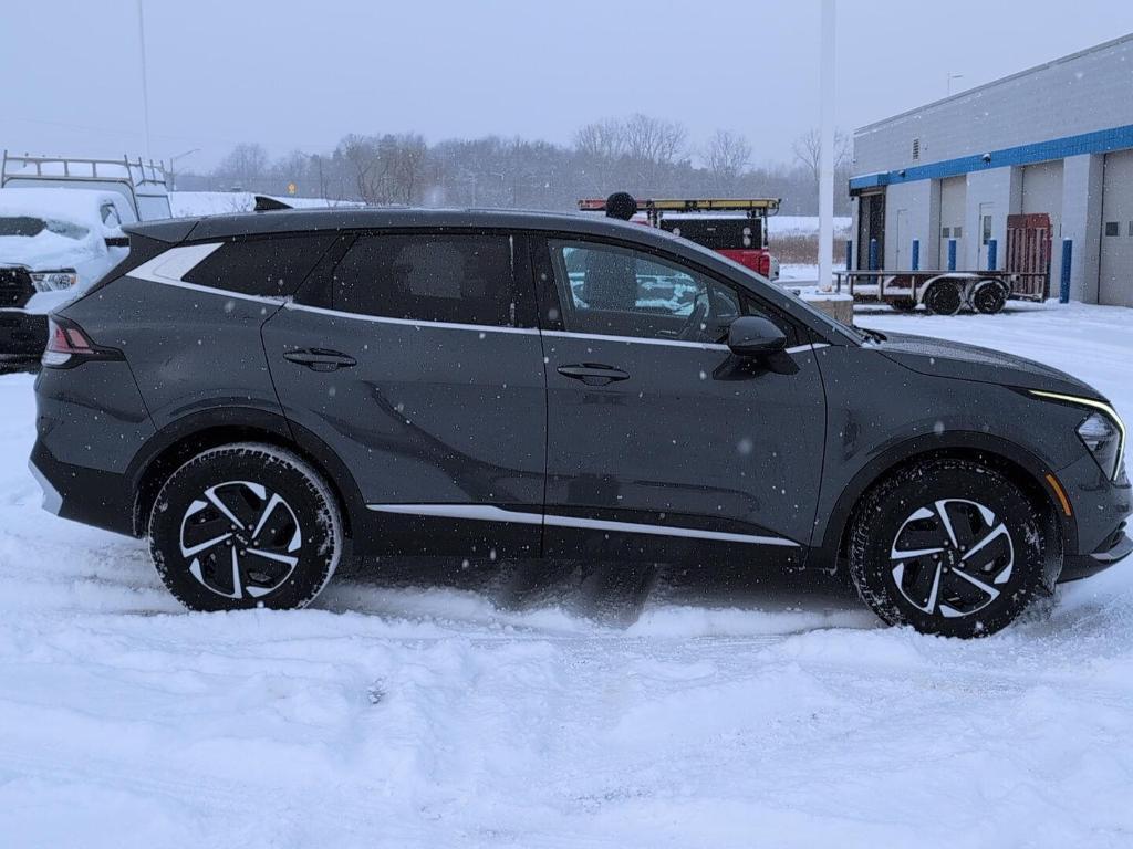 used 2023 Kia Sportage Hybrid car, priced at $20,307