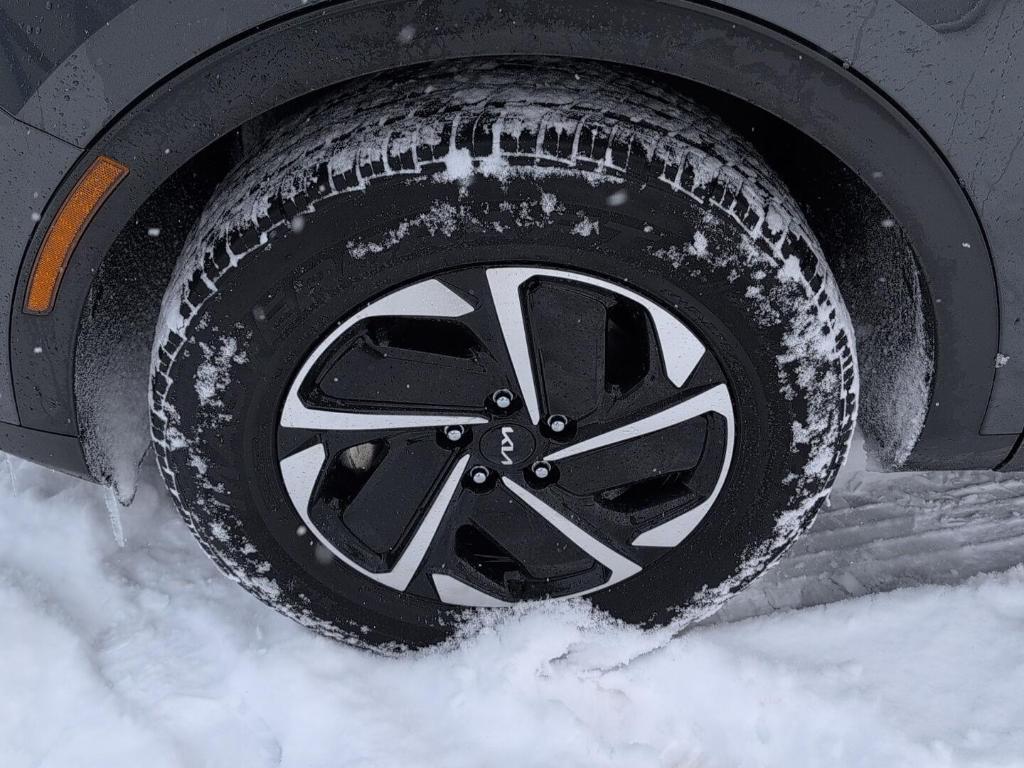 used 2023 Kia Sportage Hybrid car, priced at $20,307