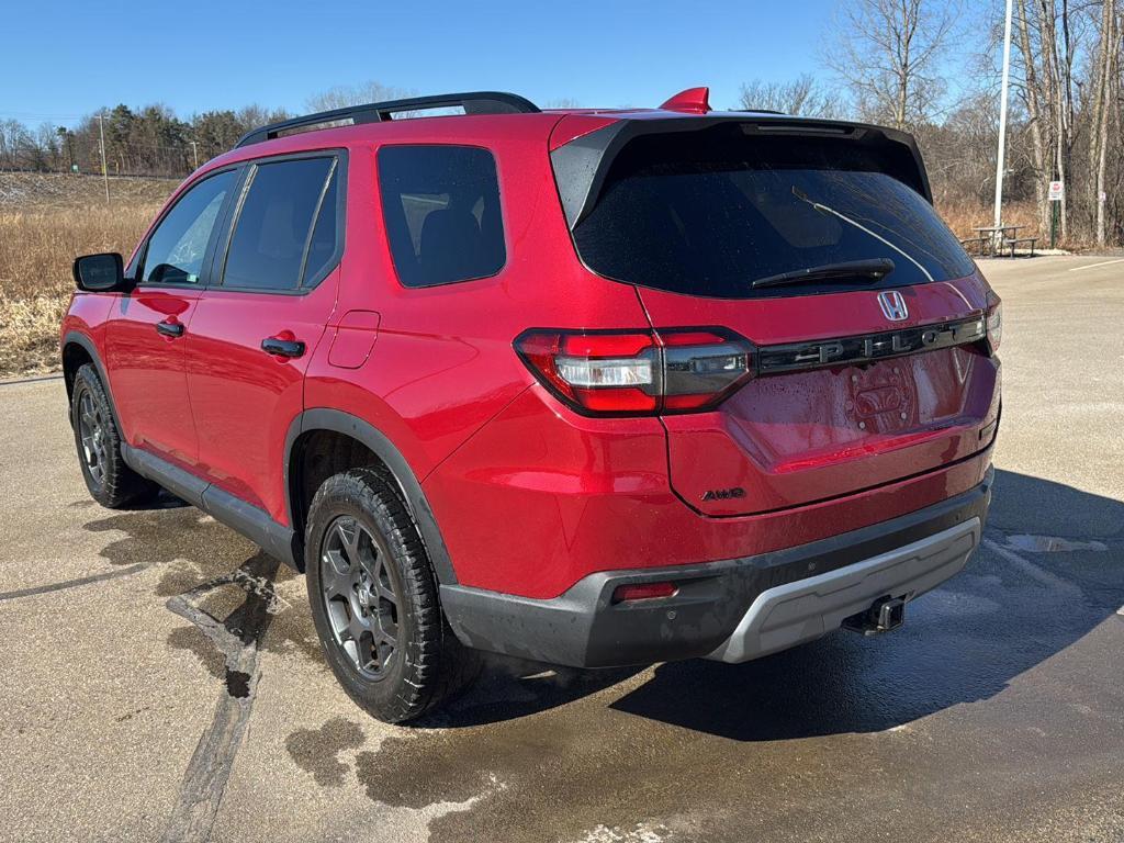 used 2024 Honda Pilot car, priced at $41,489