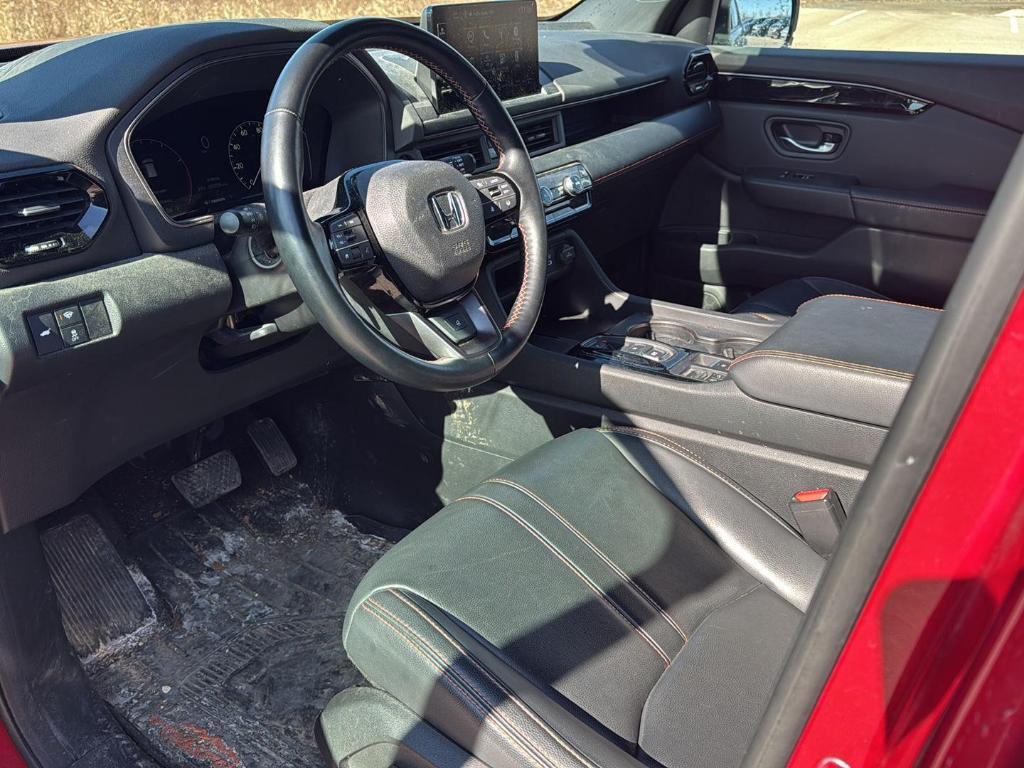 used 2024 Honda Pilot car, priced at $41,489