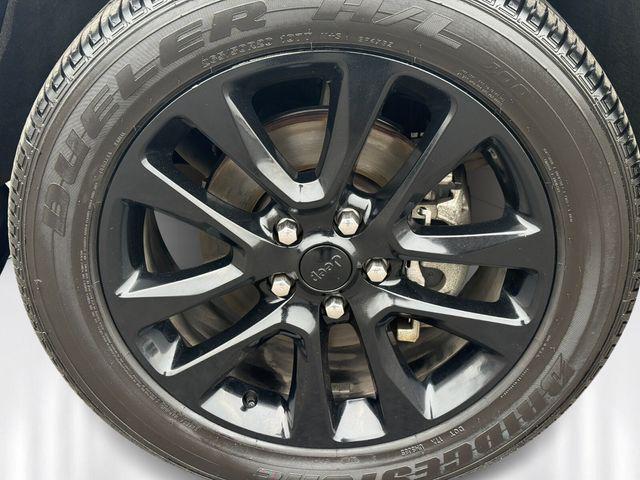 used 2019 Jeep Grand Cherokee car, priced at $18,496