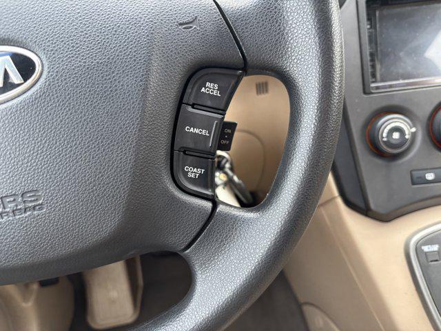 used 2007 Kia Rondo car, priced at $2,449