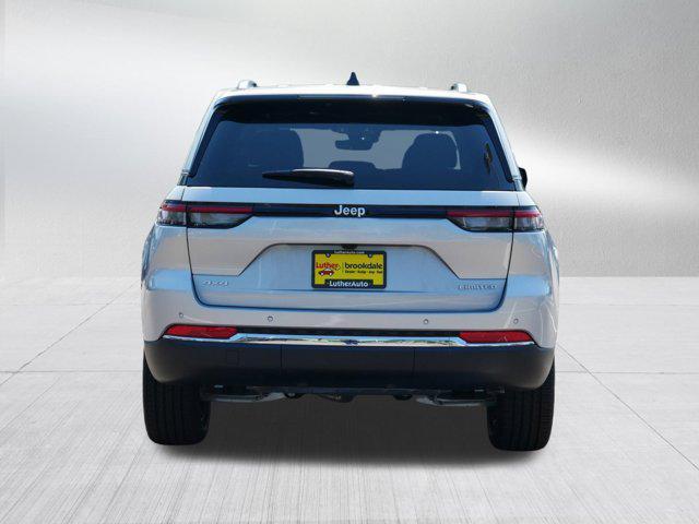 new 2025 Jeep Grand Cherokee car, priced at $44,389