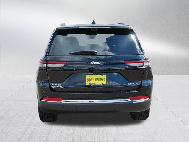 new 2025 Jeep Grand Cherokee car, priced at $49,522