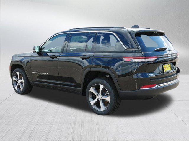 new 2025 Jeep Grand Cherokee car, priced at $49,522