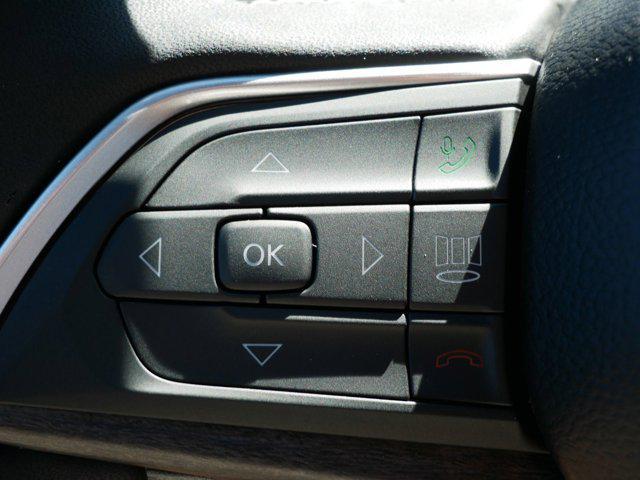 new 2025 Jeep Grand Cherokee car, priced at $49,522