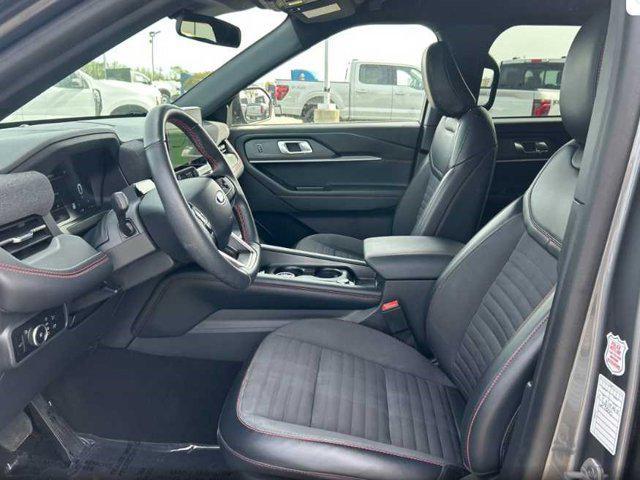 used 2025 Ford Explorer car, priced at $40,995