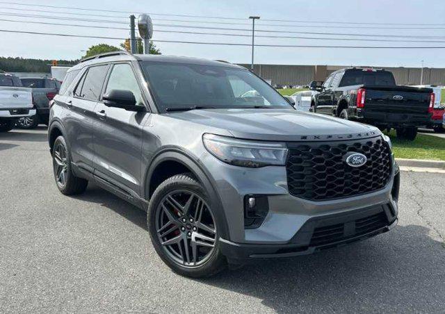 used 2025 Ford Explorer car, priced at $40,995