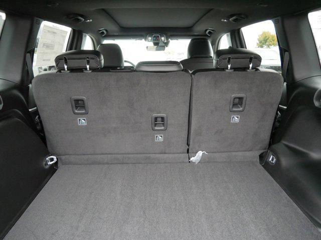 new 2025 Jeep Grand Cherokee car, priced at $43,628