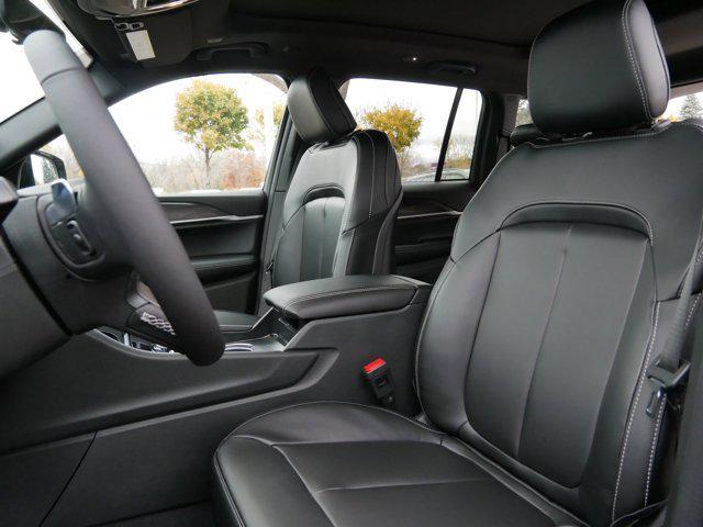 new 2025 Jeep Grand Cherokee car, priced at $43,628