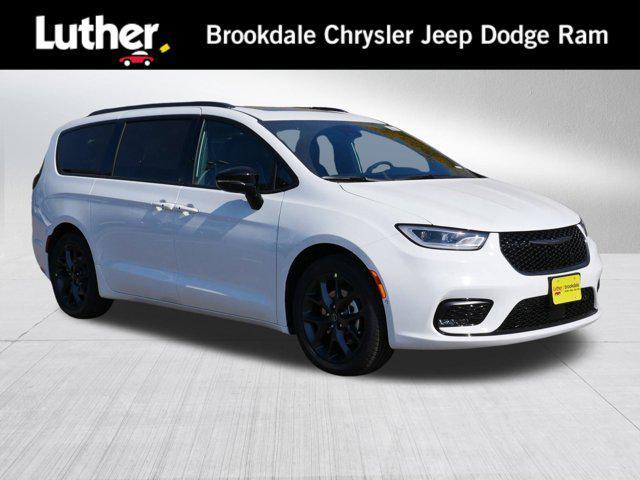 new 2026 Chrysler Pacifica car, priced at $47,284