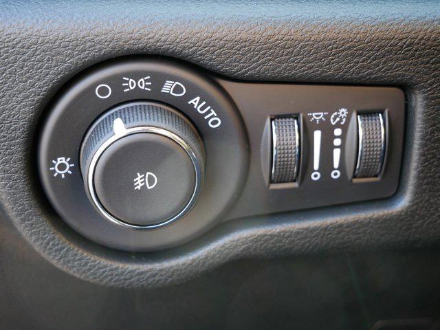 new 2026 Chrysler Pacifica car, priced at $47,284