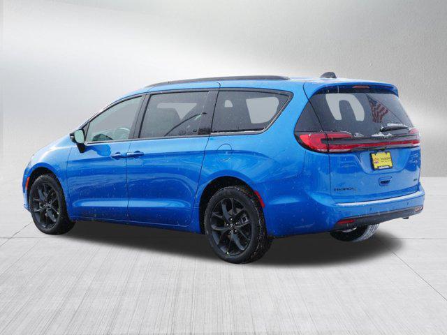 new 2026 Chrysler Pacifica car, priced at $46,320