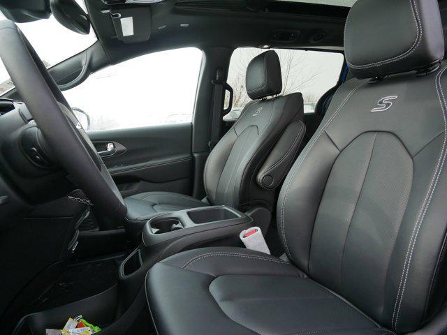 new 2026 Chrysler Pacifica car, priced at $46,320