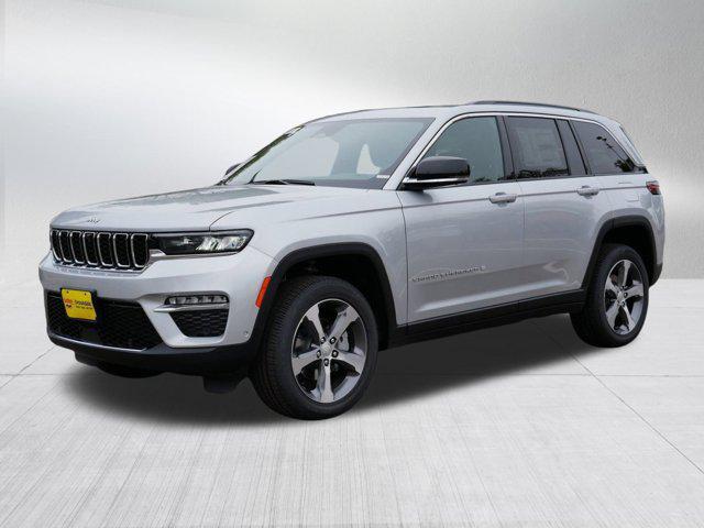new 2025 Jeep Grand Cherokee car, priced at $49,772