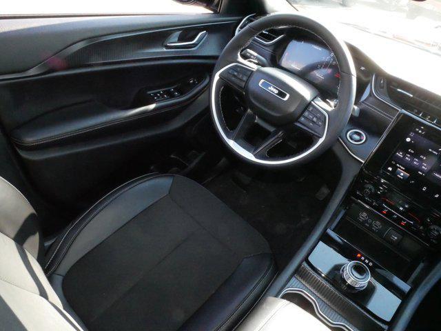 used 2025 Jeep Grand Cherokee L car, priced at $38,198