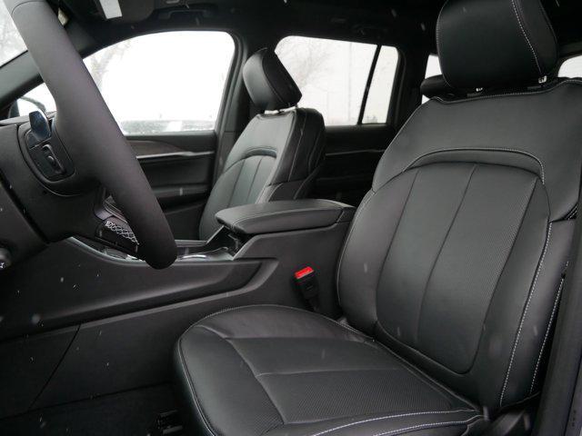 new 2026 Jeep Grand Cherokee car, priced at $50,801