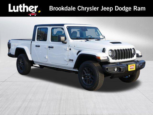 new 2026 Jeep Gladiator car, priced at $54,375