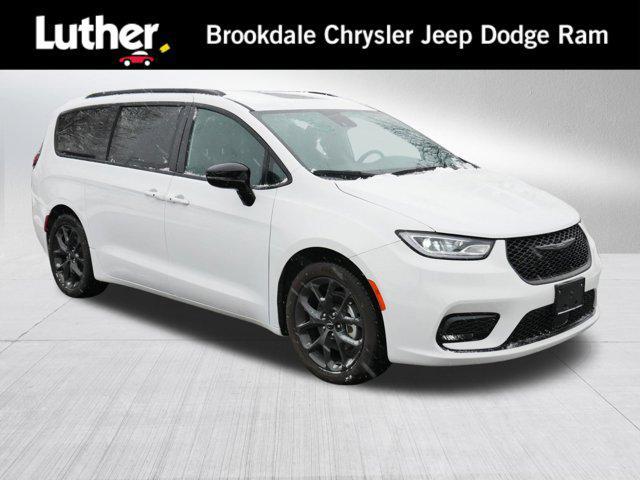 used 2024 Chrysler Pacifica car, priced at $43,988