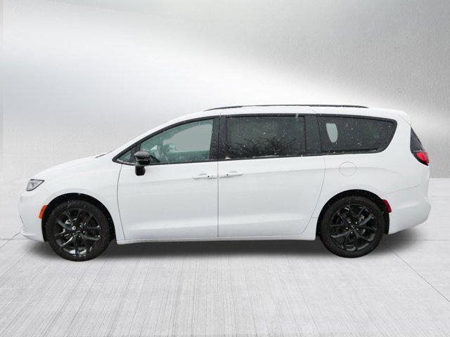 used 2024 Chrysler Pacifica car, priced at $43,988
